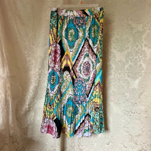 Ladies Jessica Pleated Midi Skirt - Picture 8 of 8